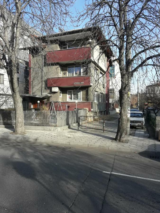 Apart Magic Kŭrdzhali Exterior photo
